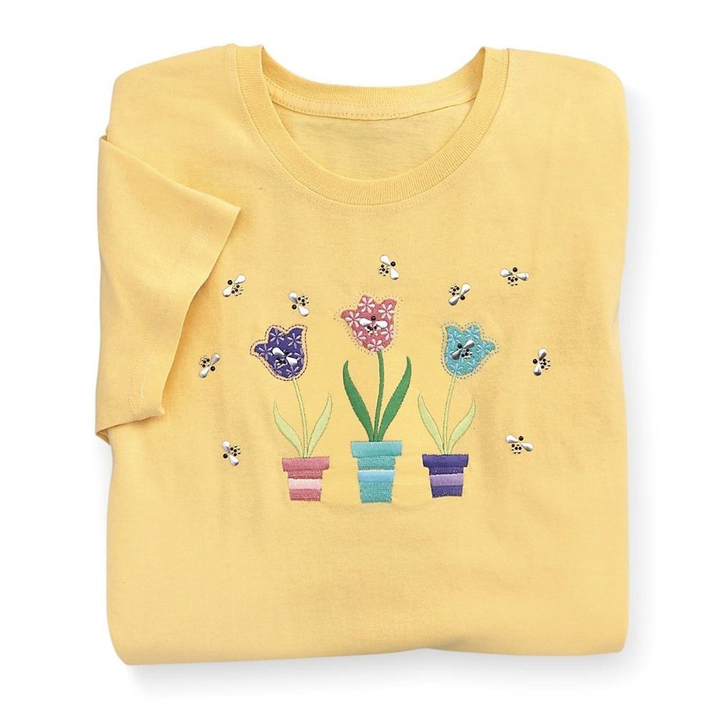 NEW COUNTRY STORE Tulip Trio Tee Size L‎ Color Yellow